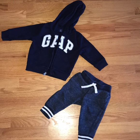 baby gap tracksuit
